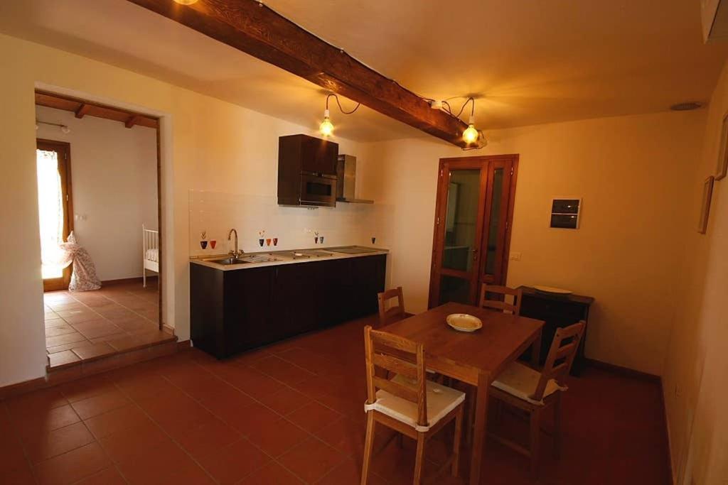 Villa Con Piscina 10 Posti Letto, L'Oliveta Di Rivalto Chianni Exterior photo